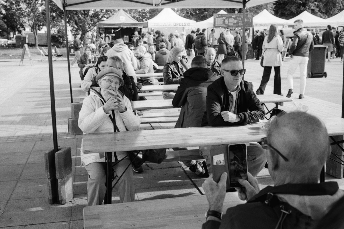 mans-best-friend-3041105